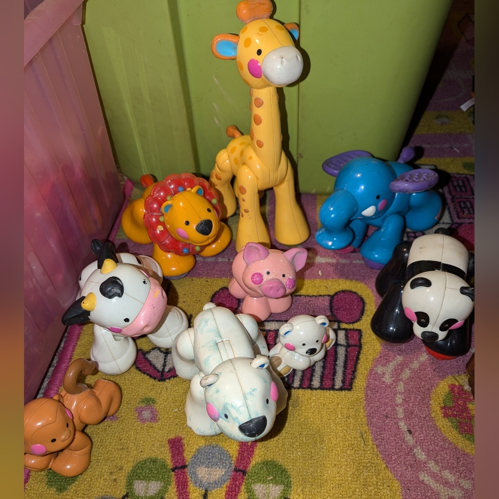 Fisher Price Amazing Animals